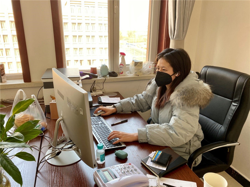 讓黨旗飄揚在戰(zhàn)斗一線 甘肅金控集團疫情防控復工復產(chǎn)側(cè)記（三）